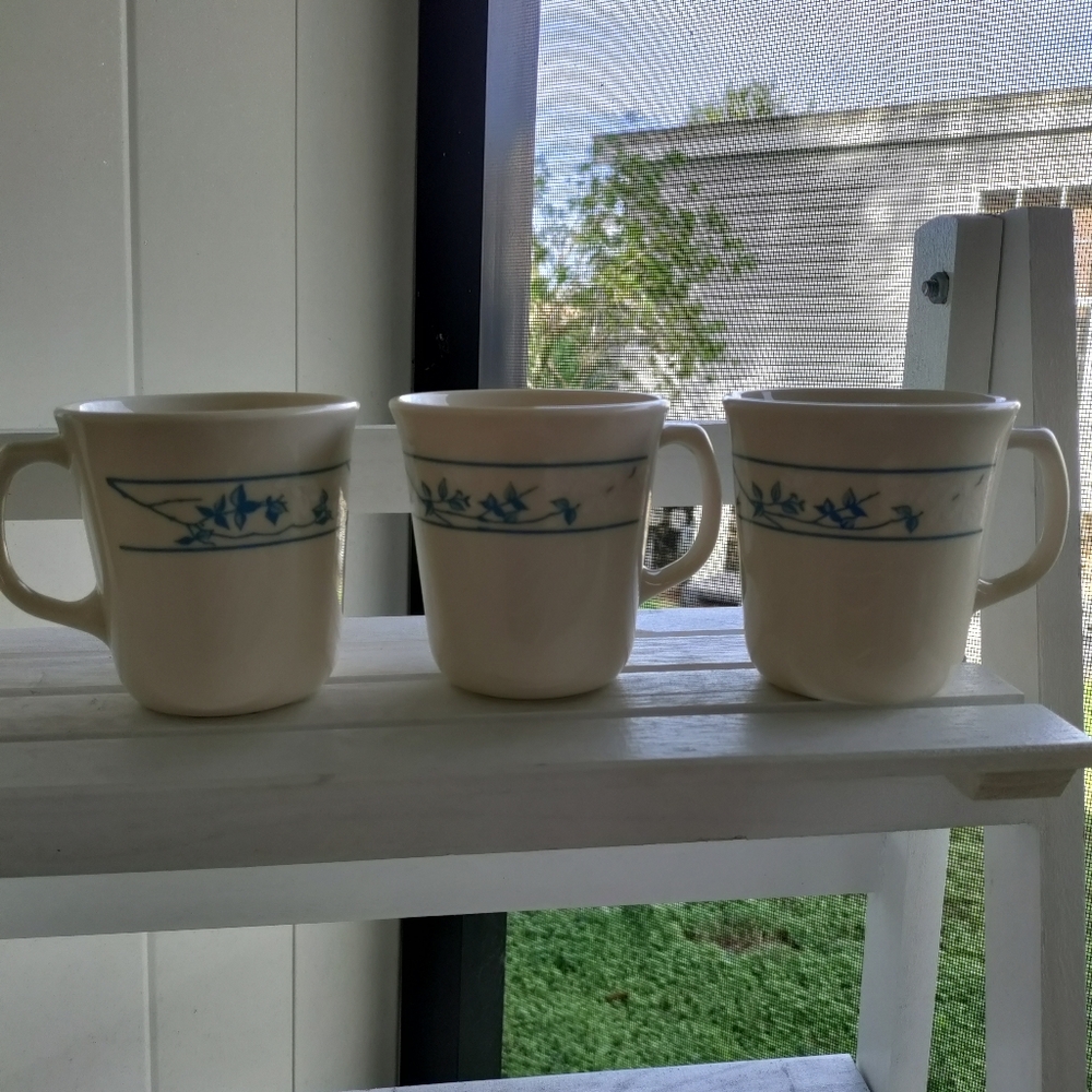 3-Corelle First of Spring Mugs